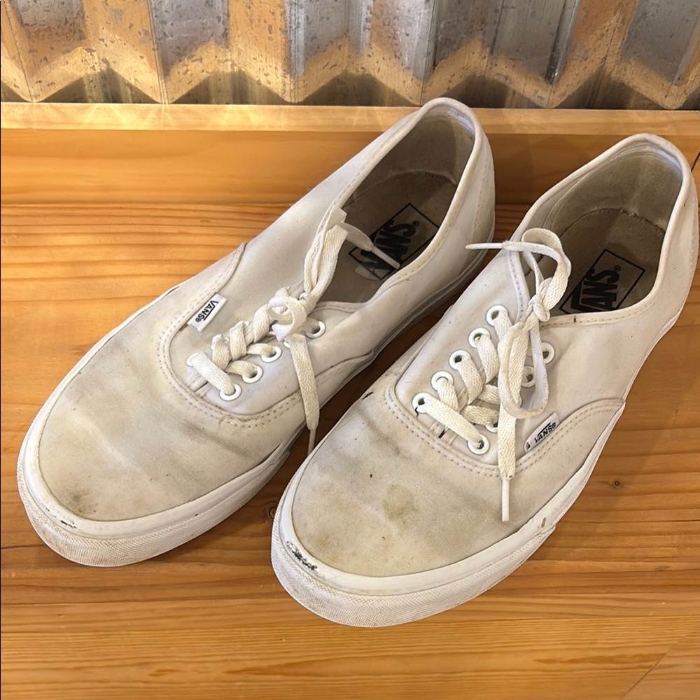 Vans Men's Off-White Canvas Sneakers